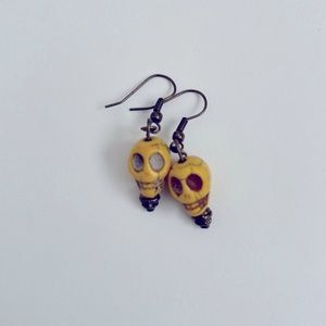 Mini Skull Earrings